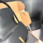 YSL Le 5 à 7 Hobo – Bag