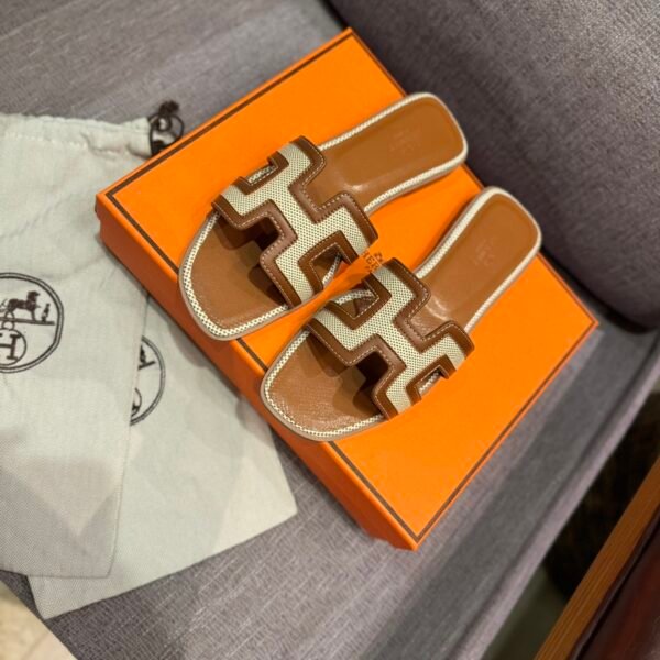 HM Oran Sandals Brown/Canvas - Sandals