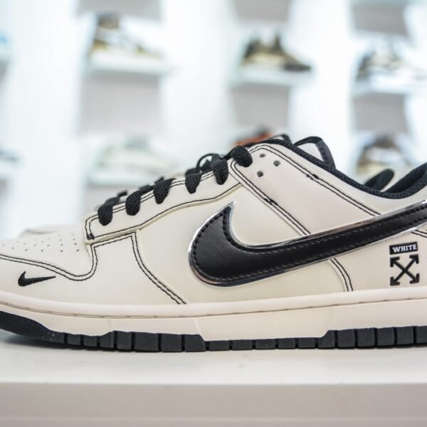 NK Dunk Low OW - Sneakers