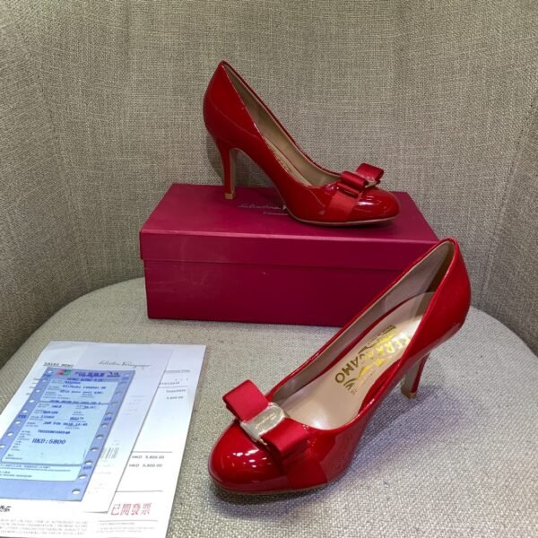 FD Vara Bow Pumps - Heels