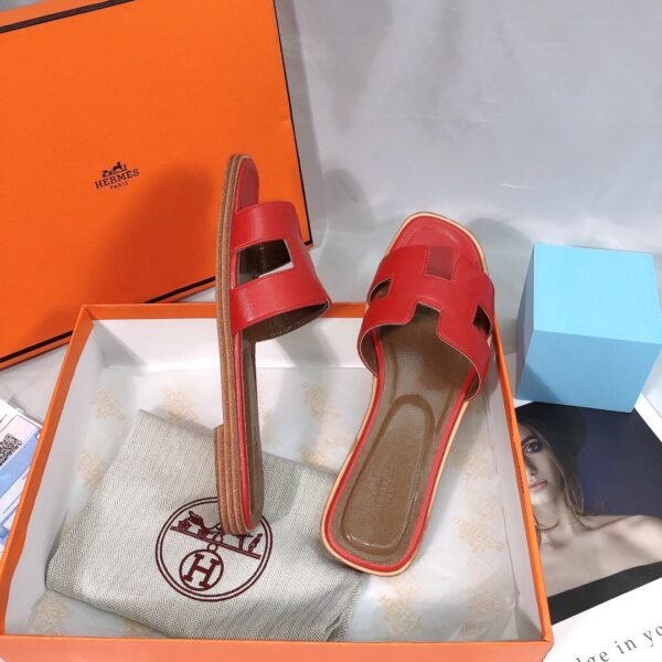 HM Oran Sandals - Slides