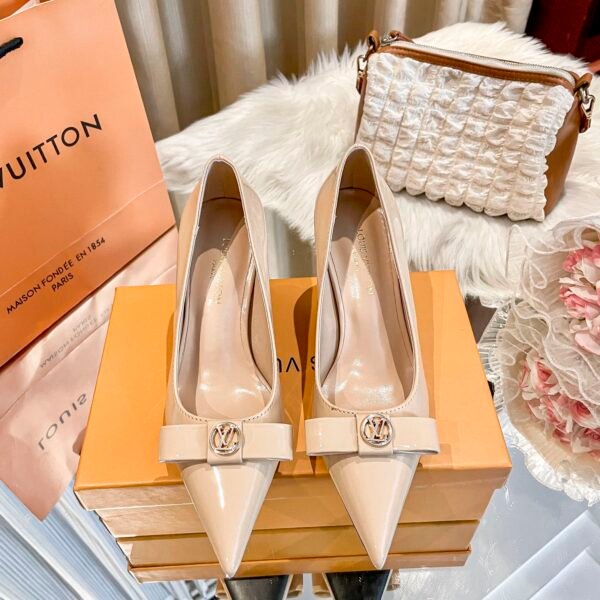 LV Madeleine Pump - Heels