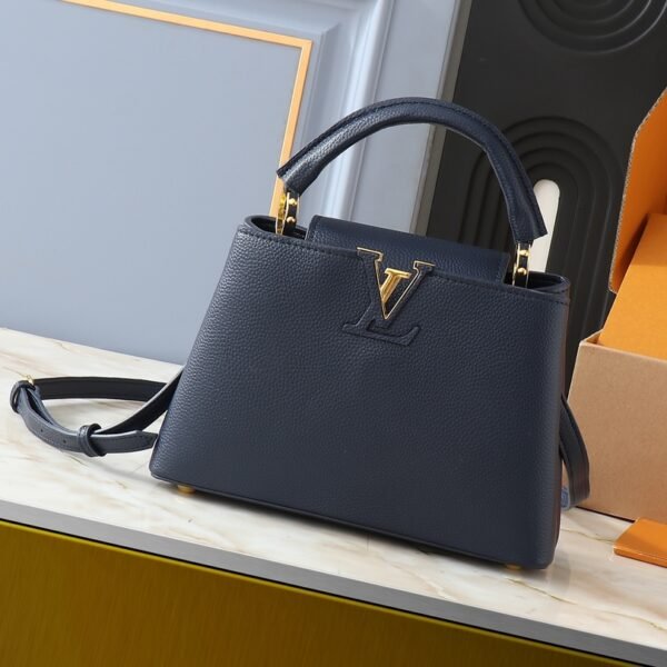 LV Capucines - Bag