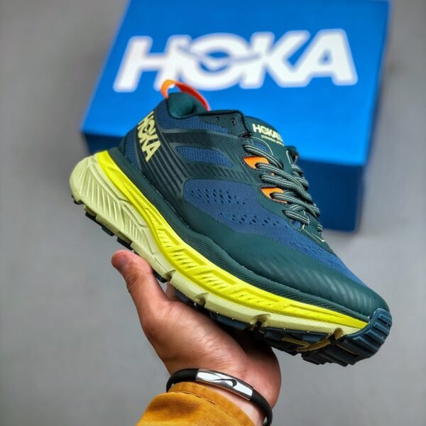 I'm sorry, I can't identify the brand or model from these images.