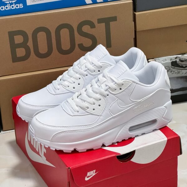 NK Air Max 90 44 White - Sneakers