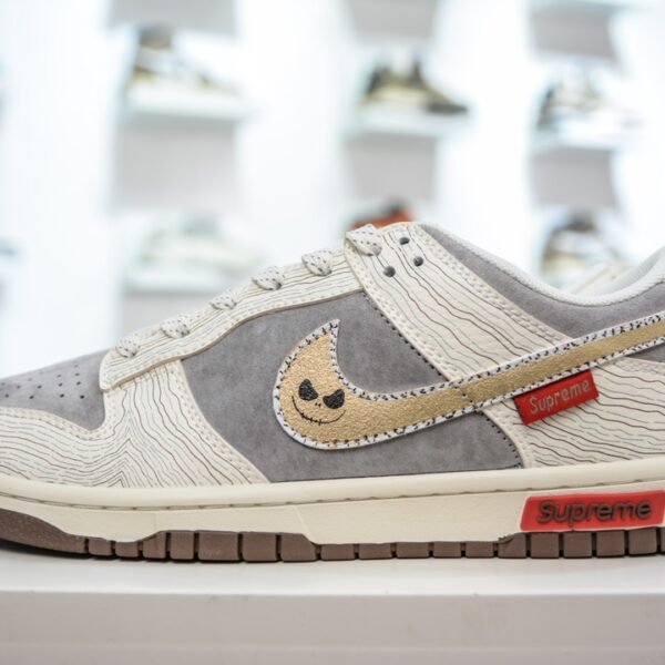 NK Dunk Low Pro SB Supreme Rammellzee - Sneakers