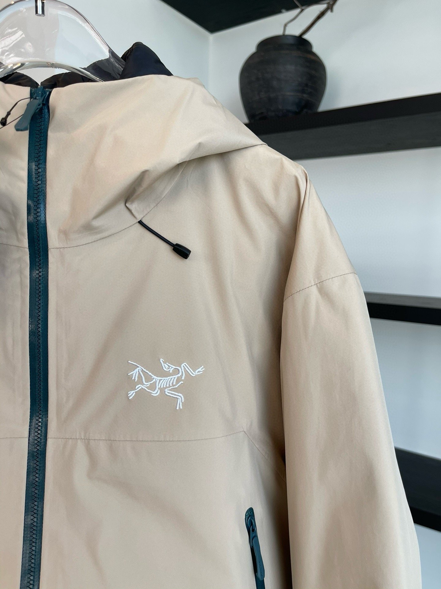 ARC Beta LT Jacket Beige - Jacket - Image 6