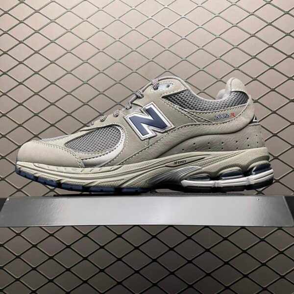 NB 2002R - Sneakers