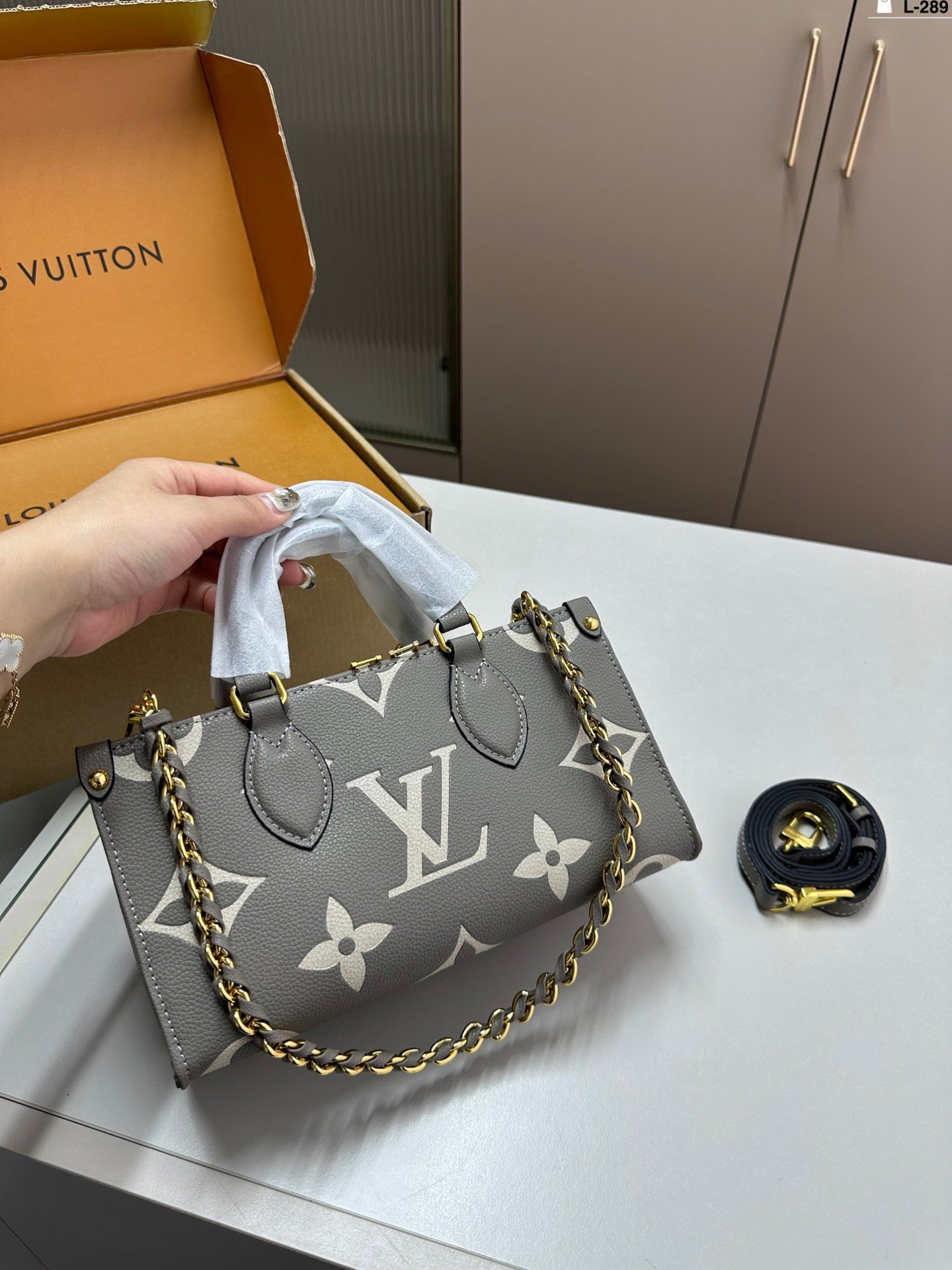 LV Pochette Métis Monogram Empreinte - Bag - Image 3