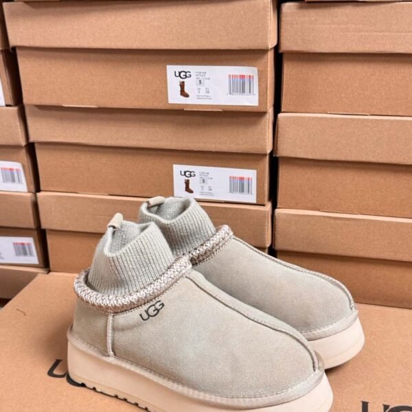 UGG Classic Ultra Mini Platform 37 Beige Suede - Boots
