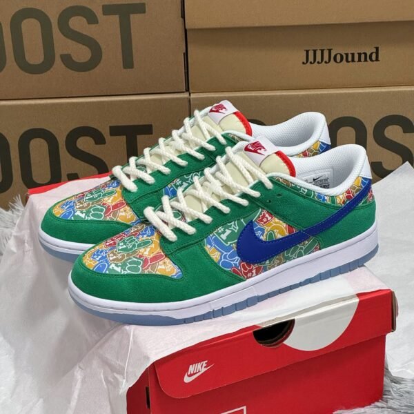 NK Dunk Low SB What The Paul - Sneakers