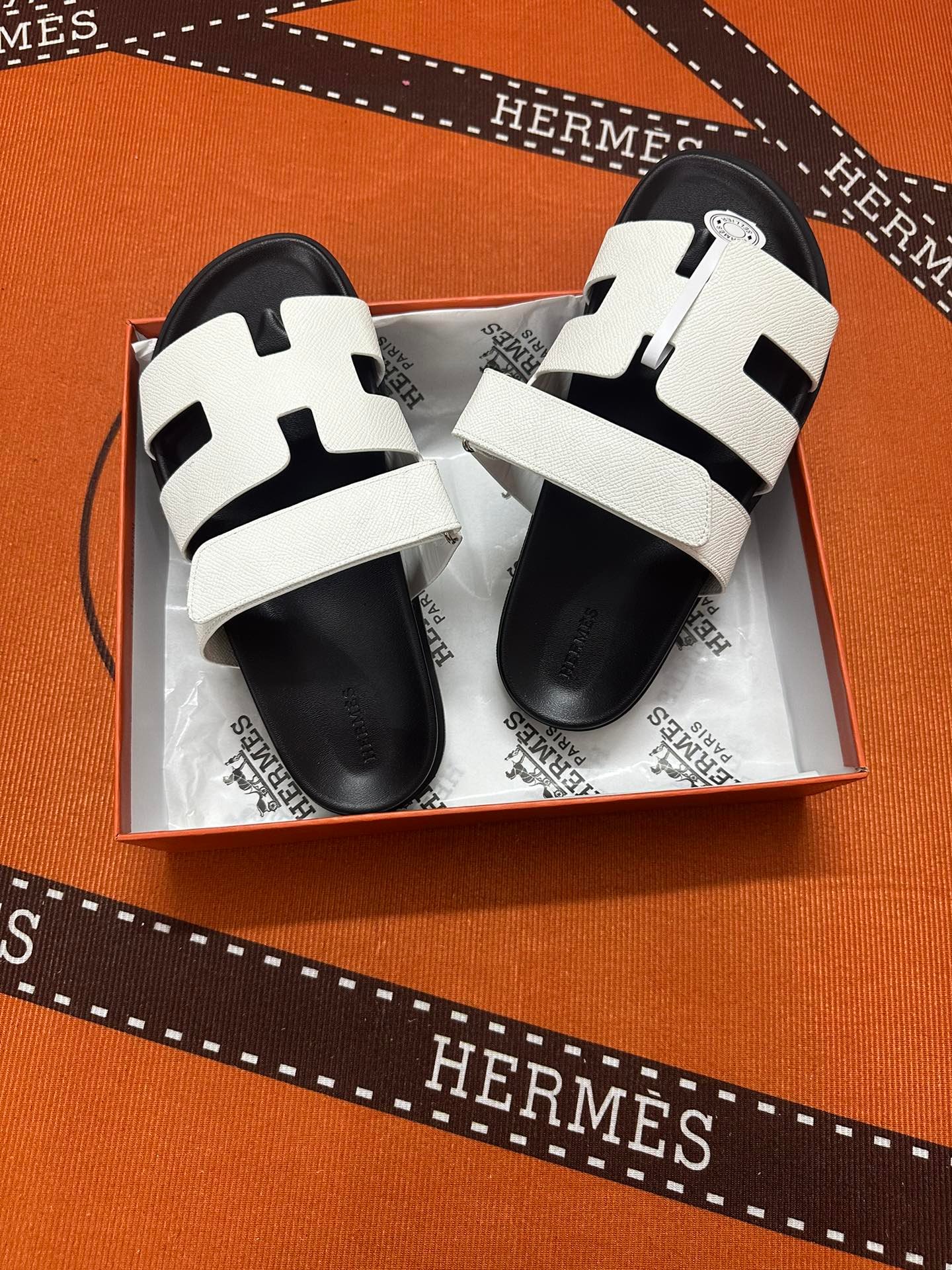 HM Izmir Sandals White/Black Leather - Sandals - Image 6