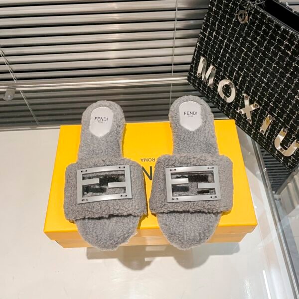 FD FF Shearling Slides - Slides