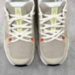 ON Cloudstratus Light Brown/Orange – Sneaker