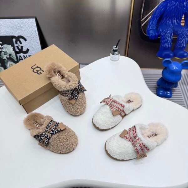 UGG Tasman Slipper - Shoes