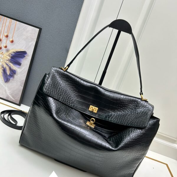 BAL Large size Rodeo. Model number 9027 cro