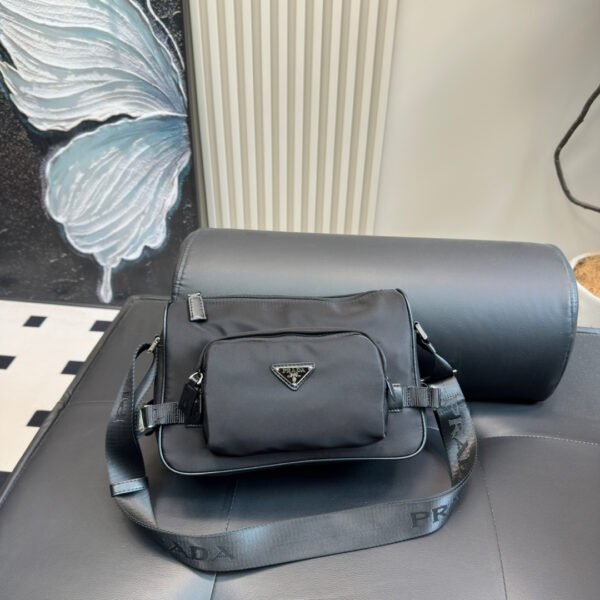 PR Re-Nylon Messenger - Bag