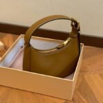 MIU Wander Brown Leather – Bag
