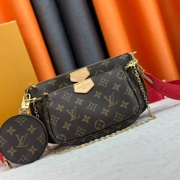 LV Multi Pochette Accessoires Monogram - Bag