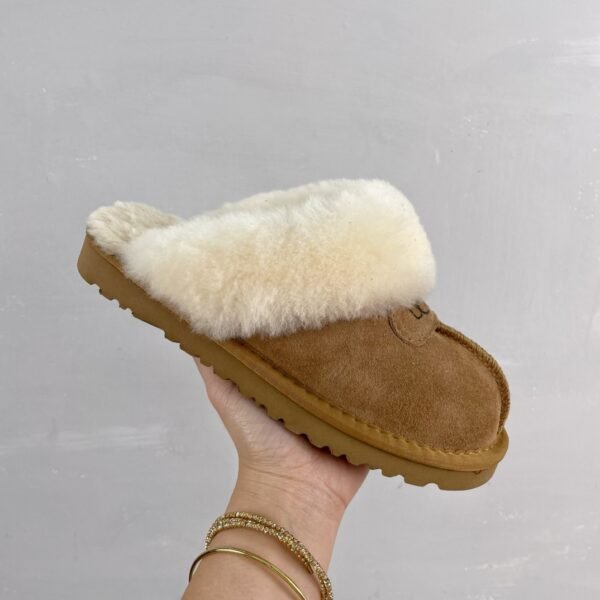 UGG Scuffette II - Shoes
