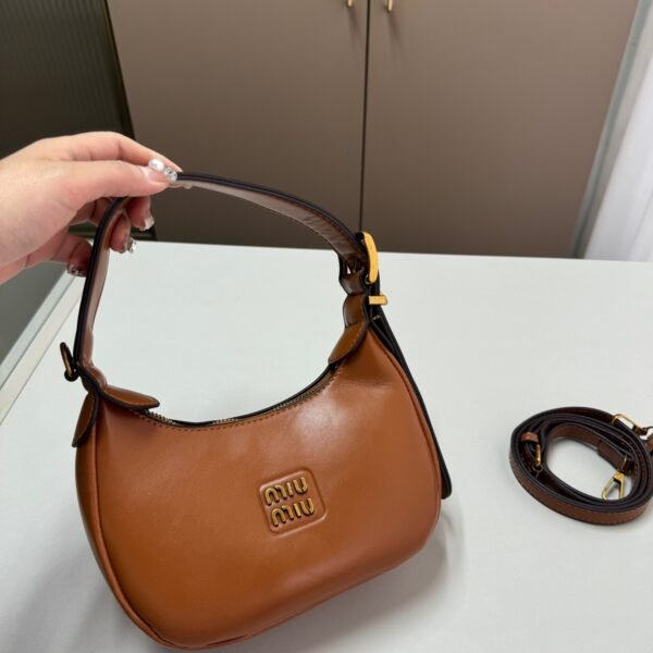 MIU Wander Brown Leather - Bag