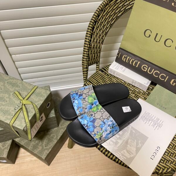 GG GG Blooms Supreme Slide - Slides