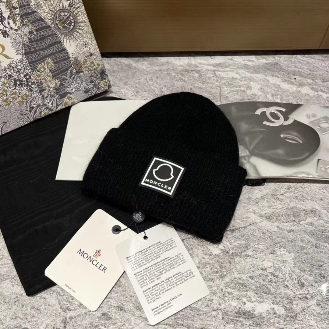 MCL Logo Beanie Wool - Hat - Image 2