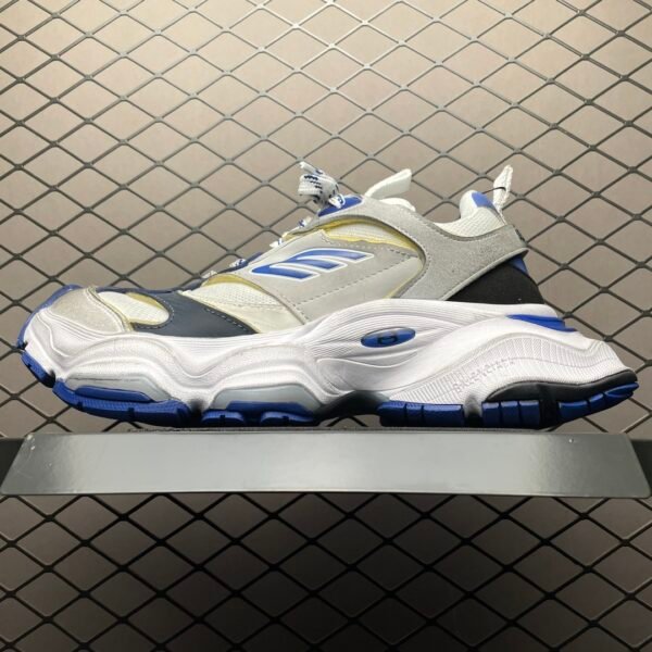 BAL Track 2 - Sneakers