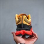 HK Tecton X – Sneaker