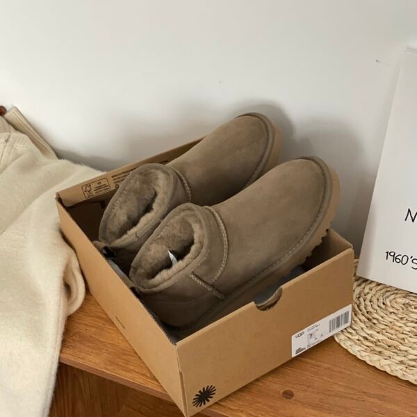 UGG Classic Ultra Mini - Boots