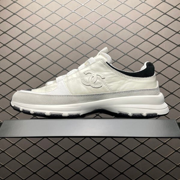 CC CC Low-Top Sneakers White/Black Leather - Sneakers