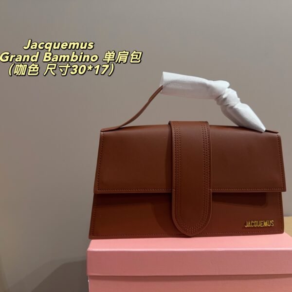 I'm unable to identify the brand or model from the images provided.