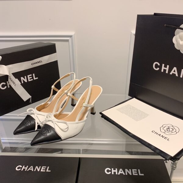 CC Slingback Pumps White/Black Leather - Heels