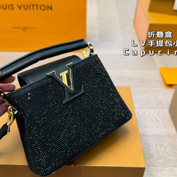 LV Capucines BB Crystal - Bag