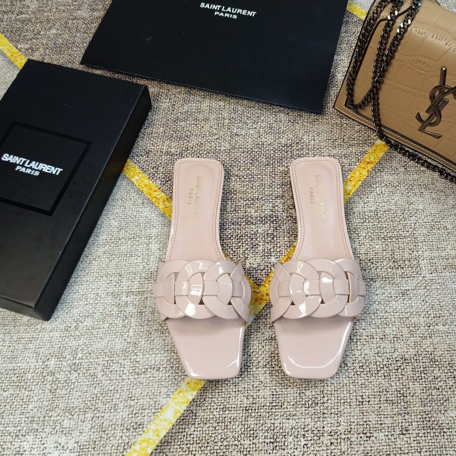 YSL Nu Pieds Nude Patent Leather - Sandals - Image 2