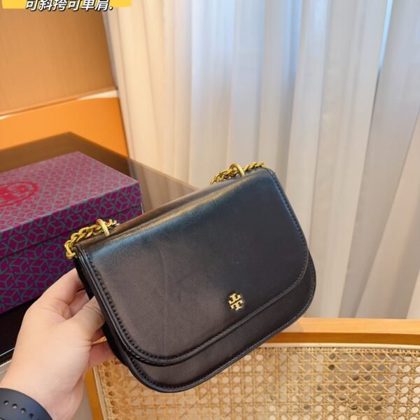 TB Accompanied by a gift box packaging