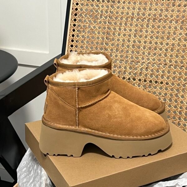 UGG Classic Ultra Mini Platform - Boots