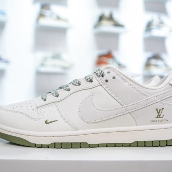 LV NK SB Dunk Low - Sneakers