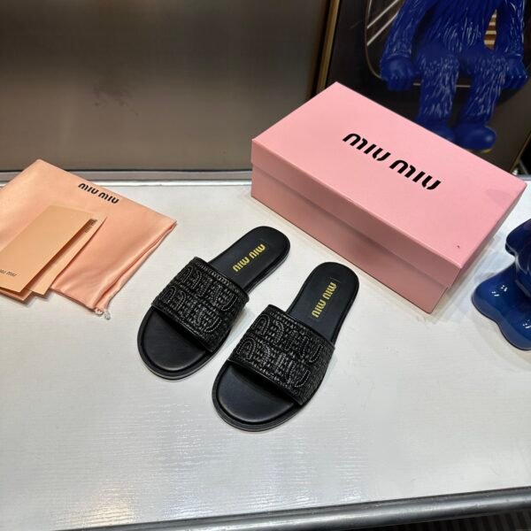 MIU Matelassé Slides - Slides