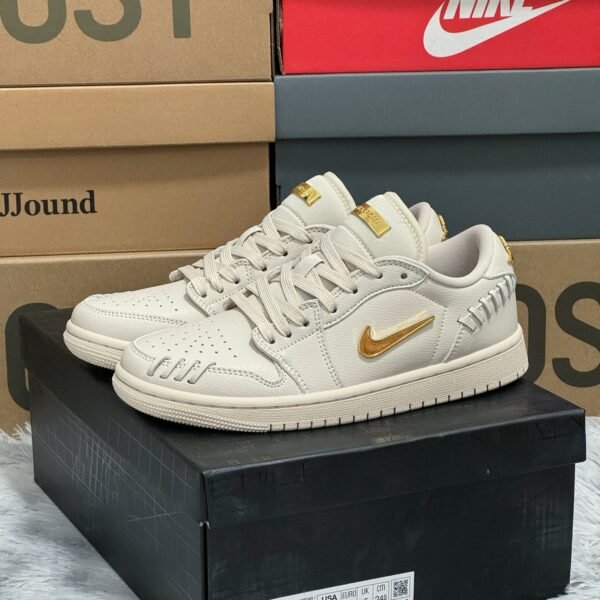 NK Air Jordan 1 Low OG SP x Travis Scott - Sneakers
