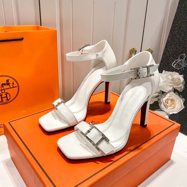 HM Oran Sandals - Heels