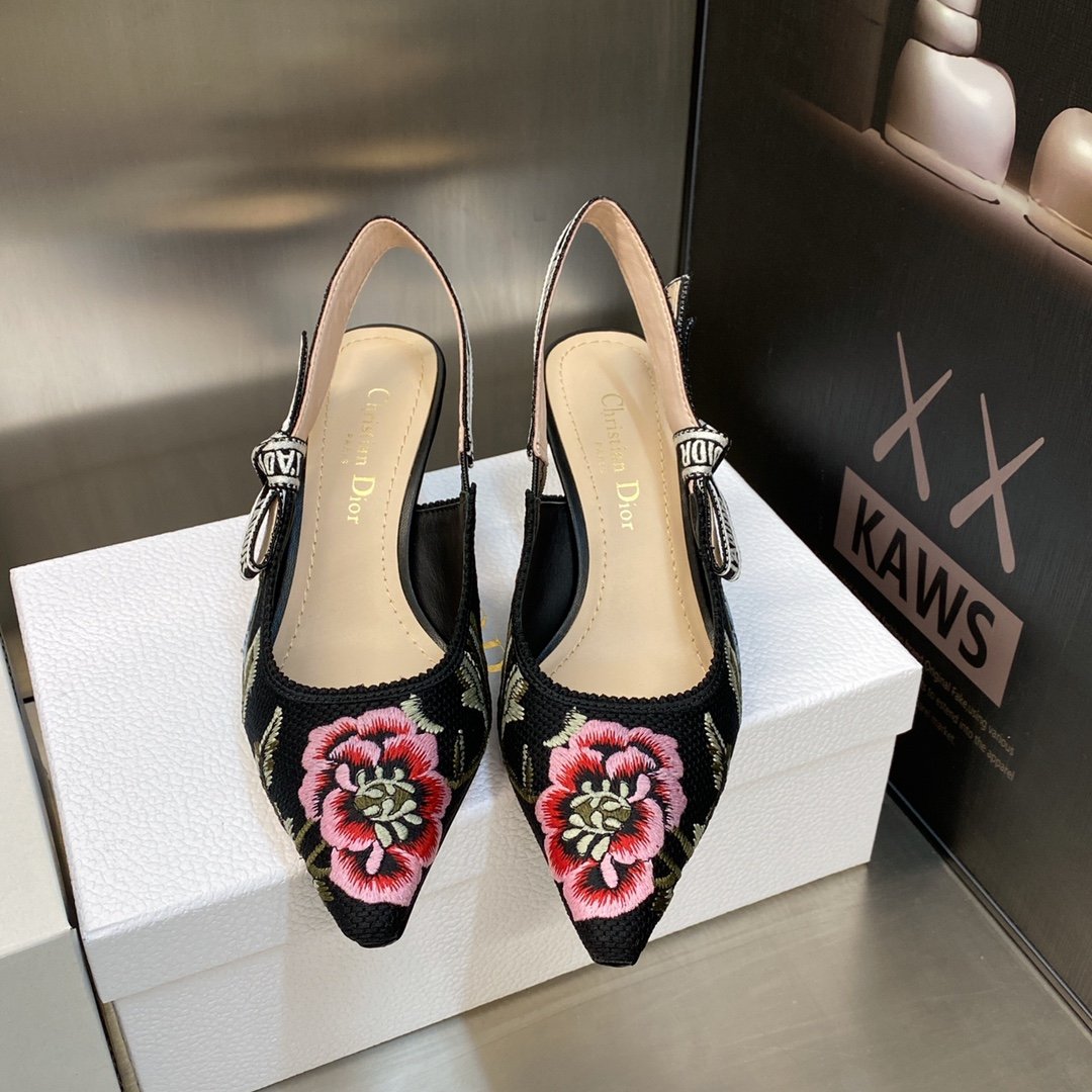 CD J'ACD Slingback Pumps Floral Embroidery - Heels - Image 3