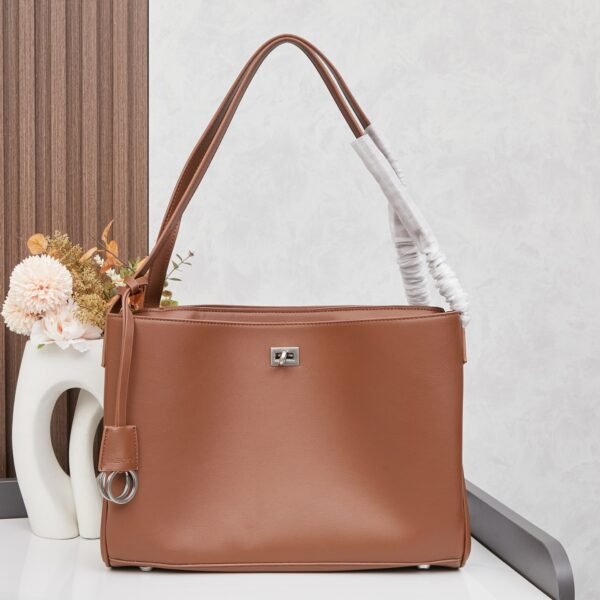 Accompanied with a box, the Rodeo series from Balen