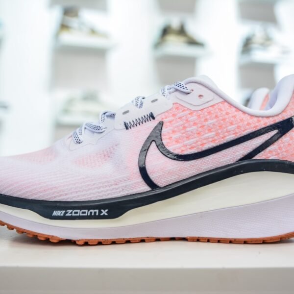 NK ZoomX Invincible Run Flyknit - Sneakers