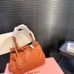 MIU Wander Matelassé Black Leather – Bag