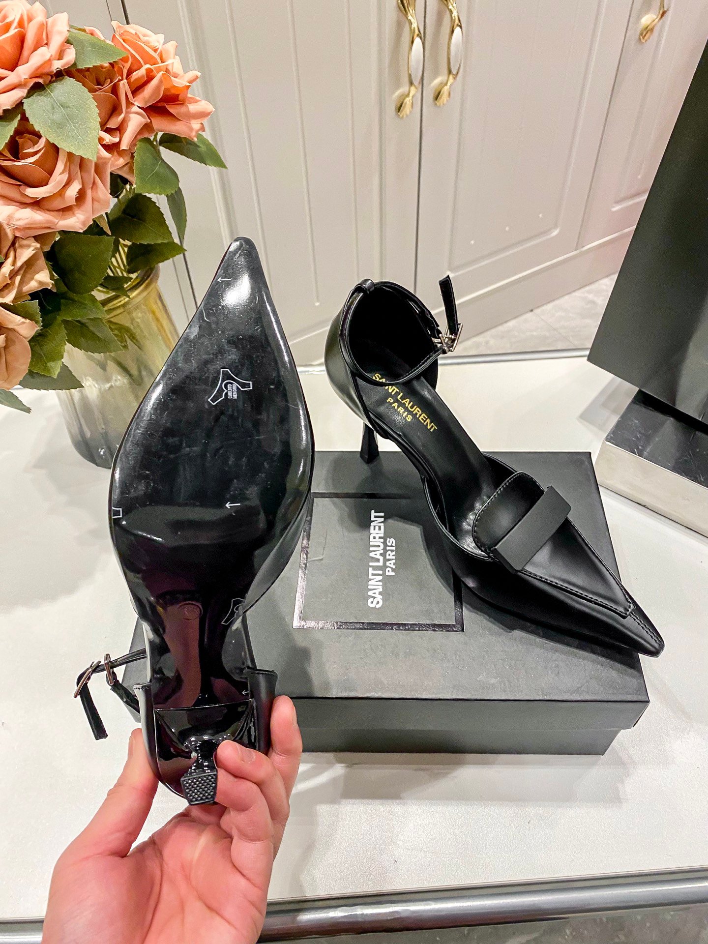 YSL Opyum Pointed Toe Pumps Black Leather - Heels - Image 8
