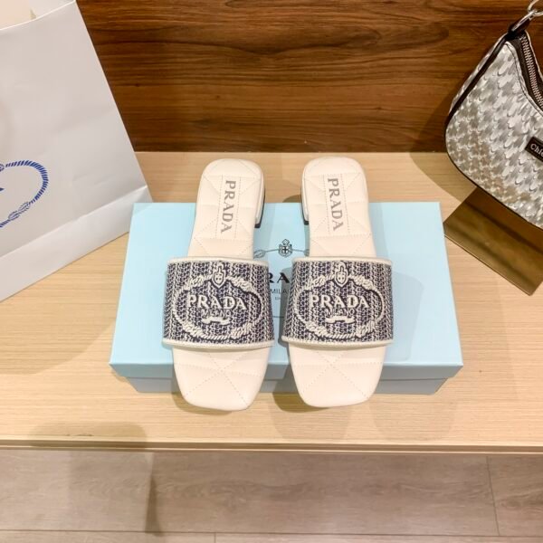PR Toile de Jouy Slides - Slides