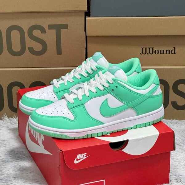 NK Dunk Low - Sneakers