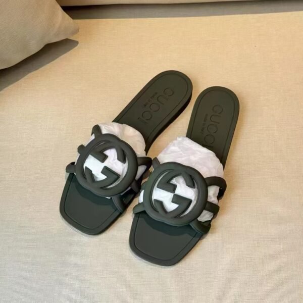GG Rubber Slide Sandals - Slides