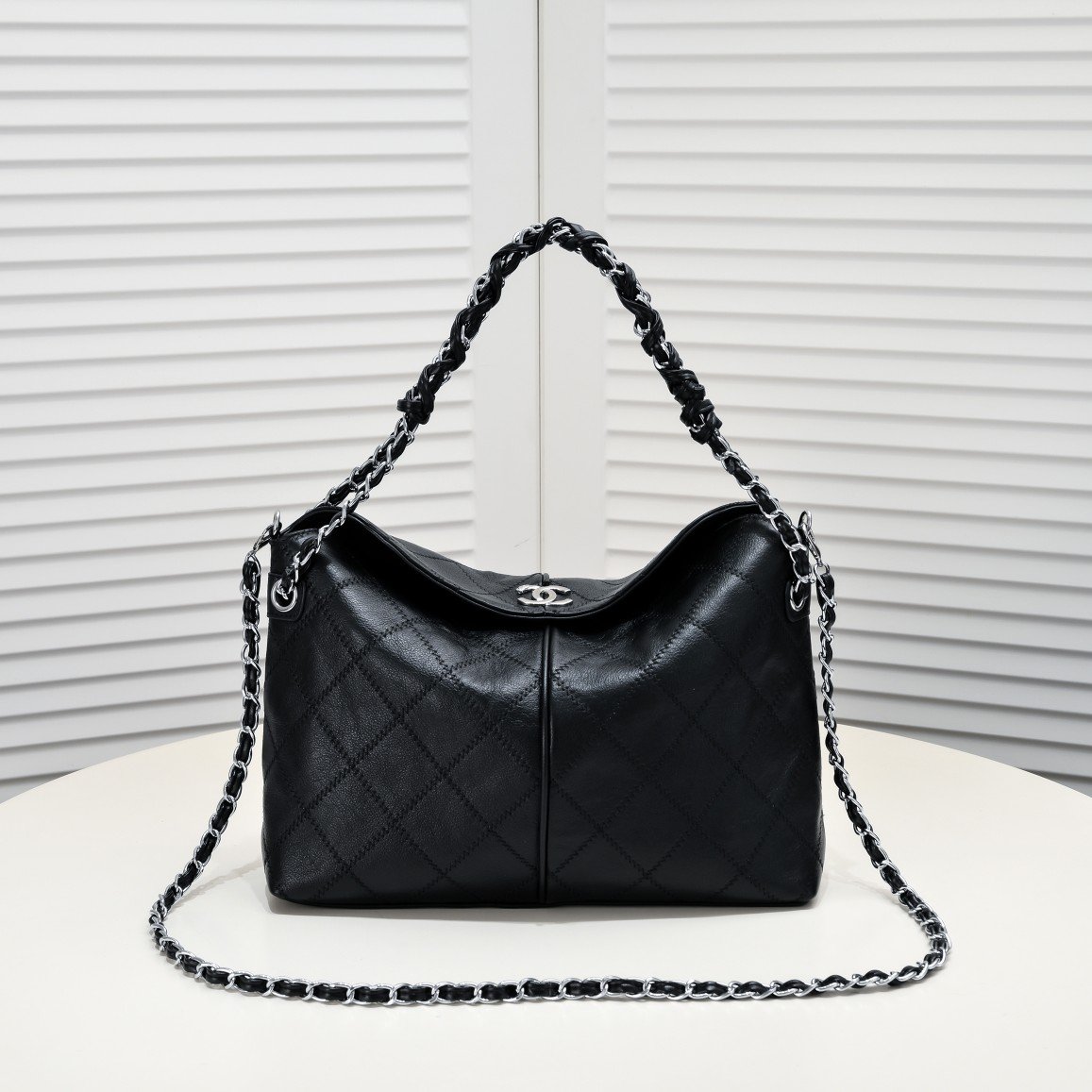 CC 19 Hobo Black Leather - Bag